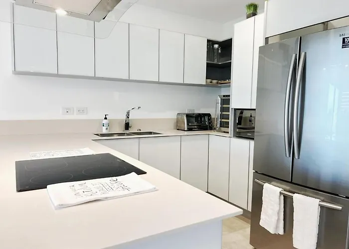 Depa Majum Apartment *