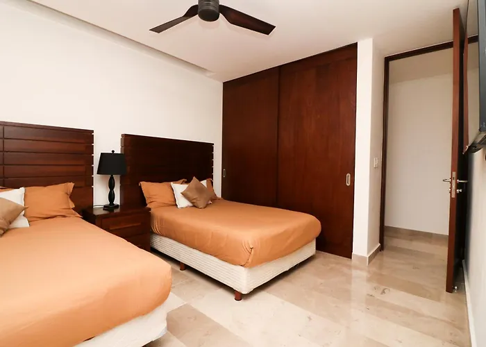 Depa Majum Apartment Playa del Carmen